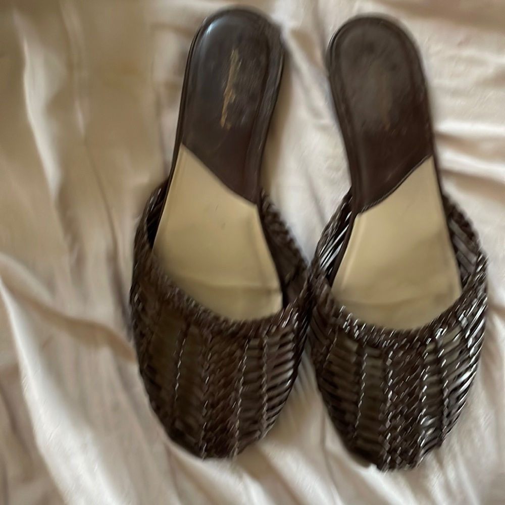 Eddie Bauer Flat Sandals